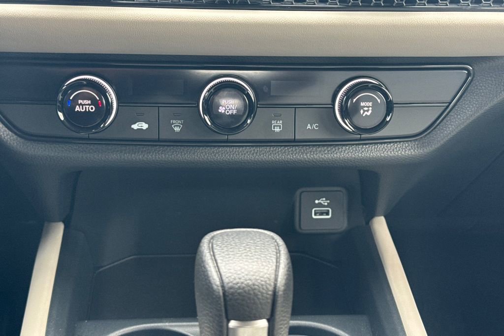 Certified 2025 Honda HR-V LX image 22