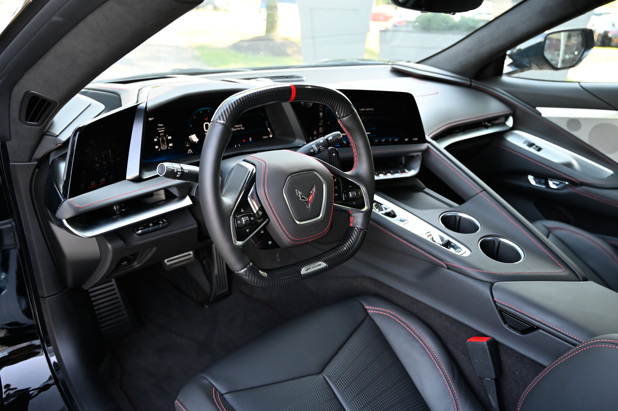 Used 2026 Chevrolet Corvette Z06 RWD image 16