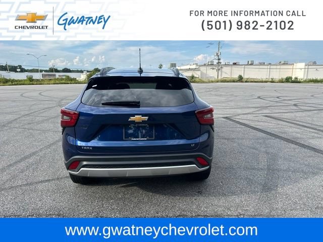 Used 2024 Chevrolet Trax LT w/ Driver Confidence Package FWD image 6