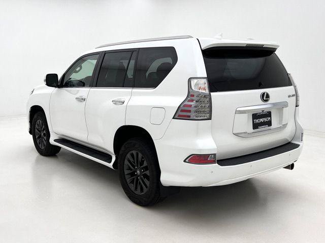 Certified 2020 Lexus GX 460 Premium w/ Premium Package AWD/4WD image 9