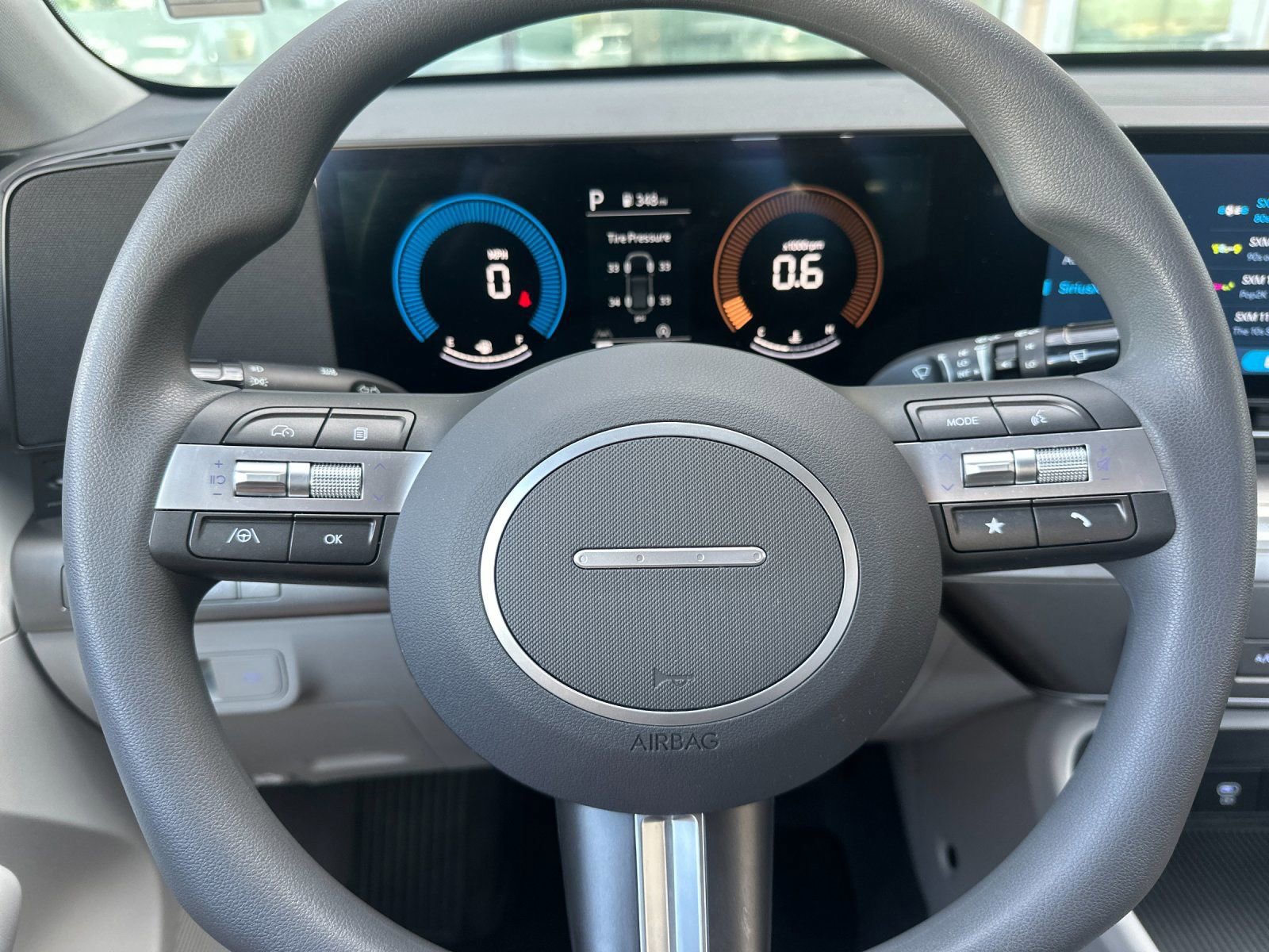 Certified 2025 Hyundai Kona SE AWD/4WD image 24