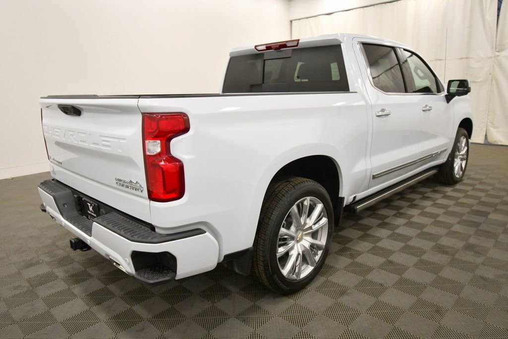 Used 2026 Chevrolet Silverado 1500 High Country image 8