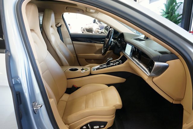 Used 2019 Porsche Panamera 4 image 49