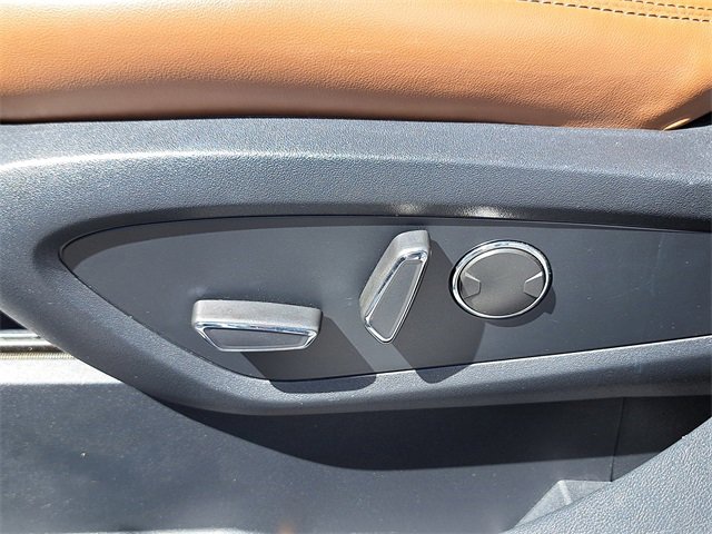 Used 2022 Lincoln Nautilus Reserve image 24