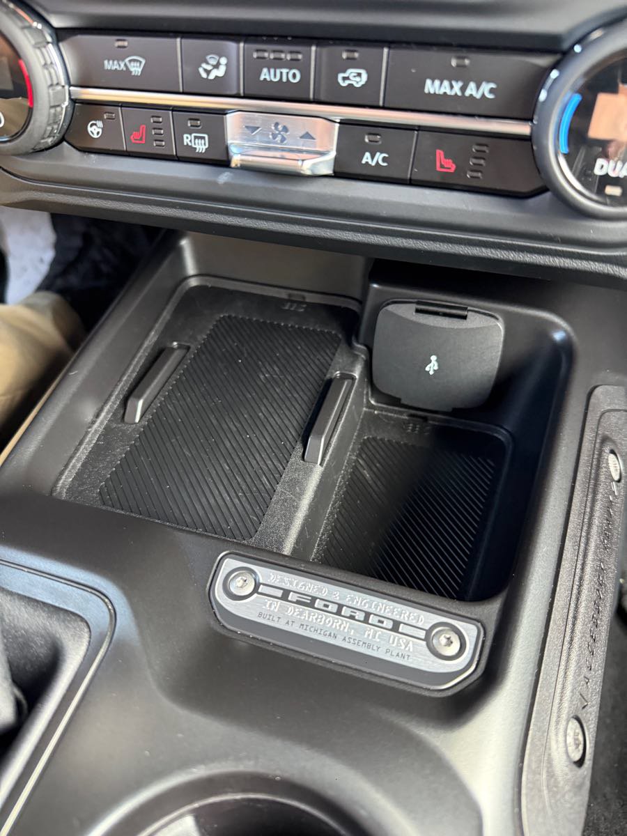 Used 2025 Ford Bronco Outer Banks AWD/4WD image 21