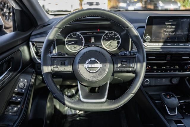 Certified 2022 Nissan Rogue SV w/ SV Premium Package image 28