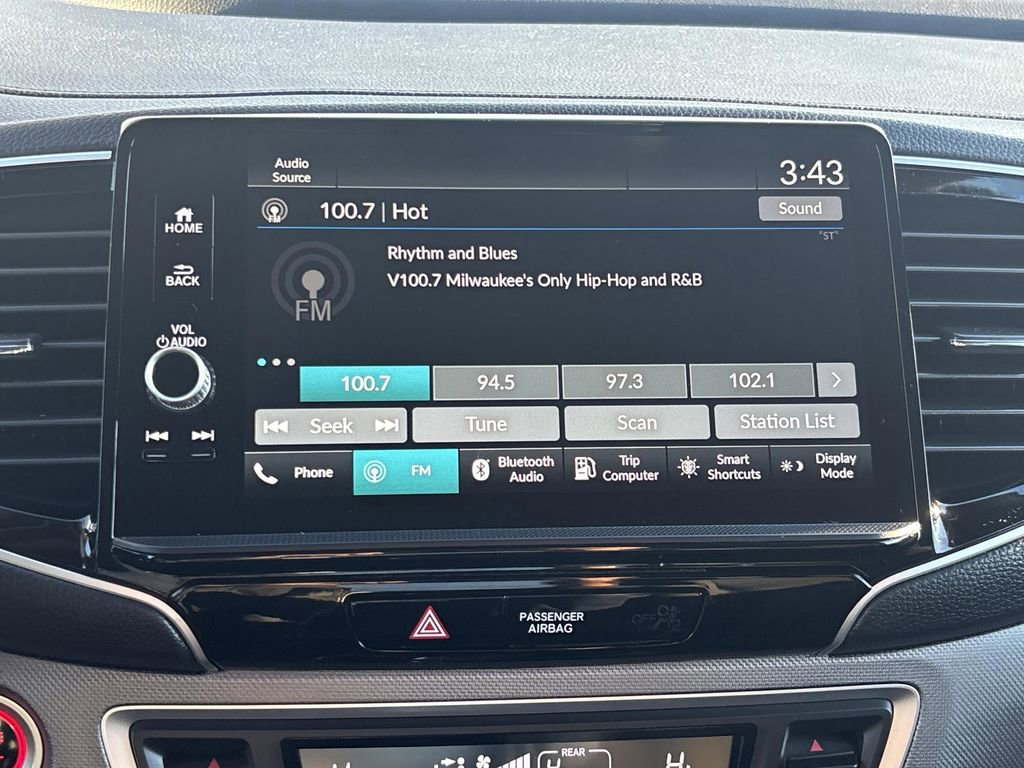 Certified 2024 Honda Ridgeline Sport image 16