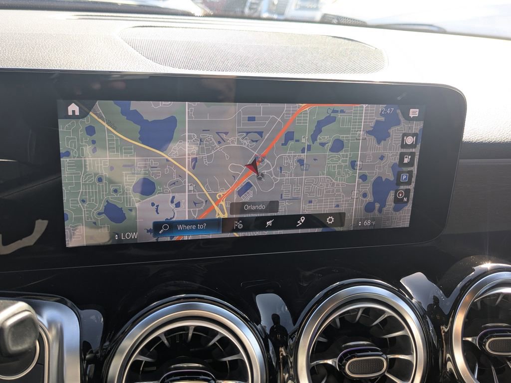 Certified 2023 Mercedes-Benz EQB 250+ w/ Exclusive Package image 9