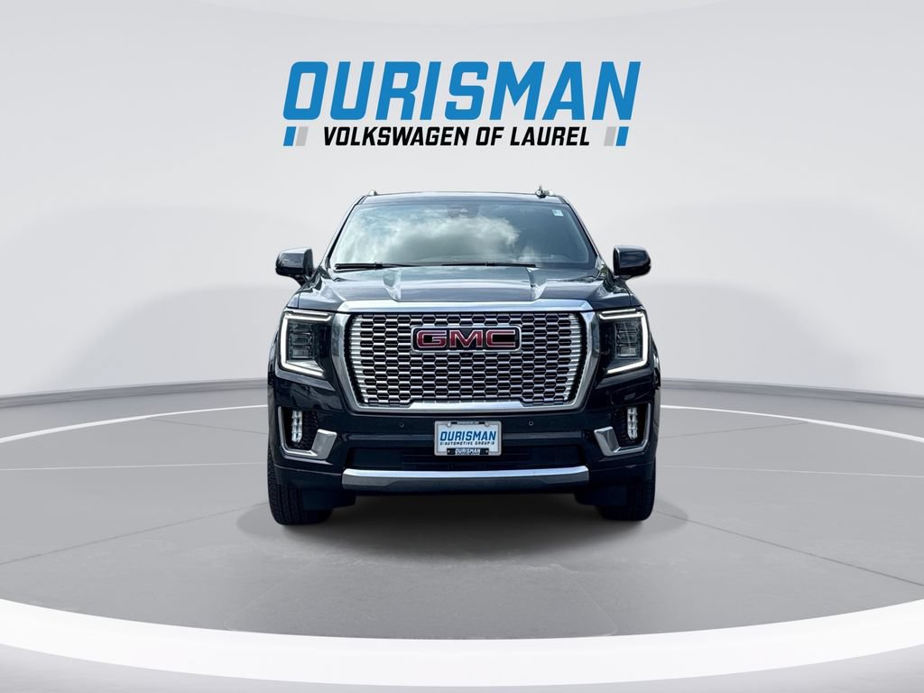 Used 2024 GMC Yukon Denali w/ LPO, Floor Liner Package AWD/4WD image 3