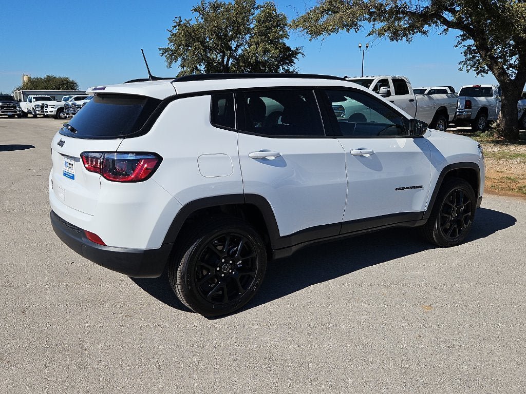 New 2027 Jeep Compass Latitude AWD/4WD image 8