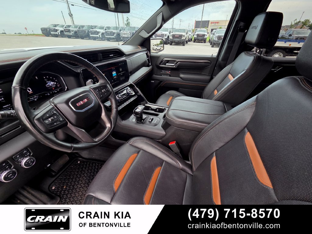 Used 2025 GMC Sierra 1500 AT4 AWD/4WD image 9