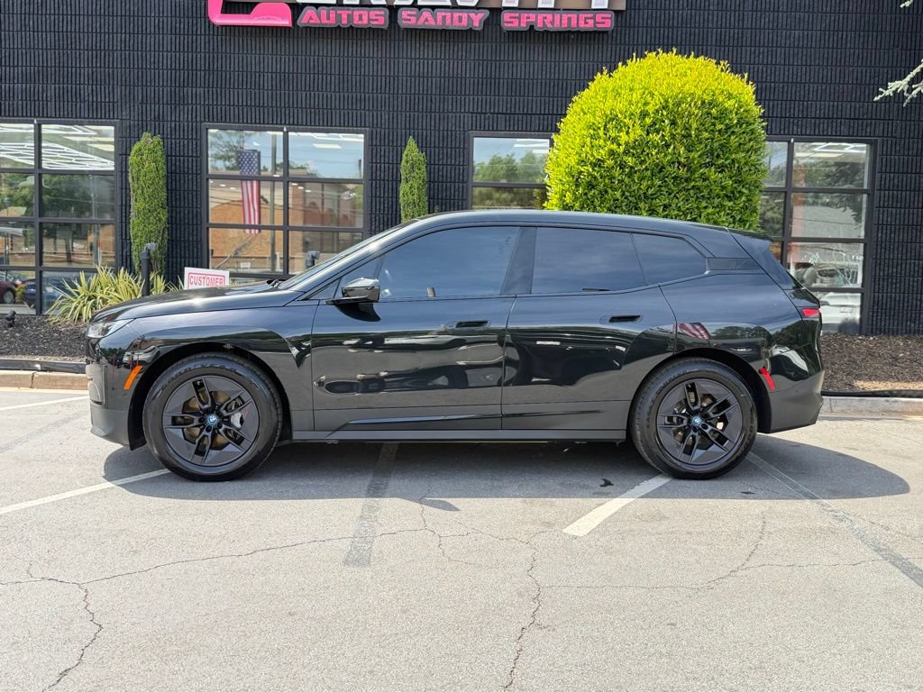 Used 2024 BMW iX xDrive50 AWD/4WD image 8