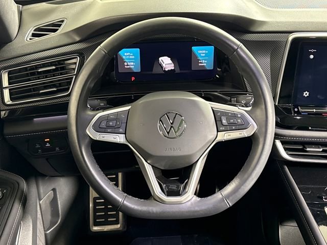 Used 2025 Volkswagen Atlas Cross Sport SEL Premium R-Line image 19