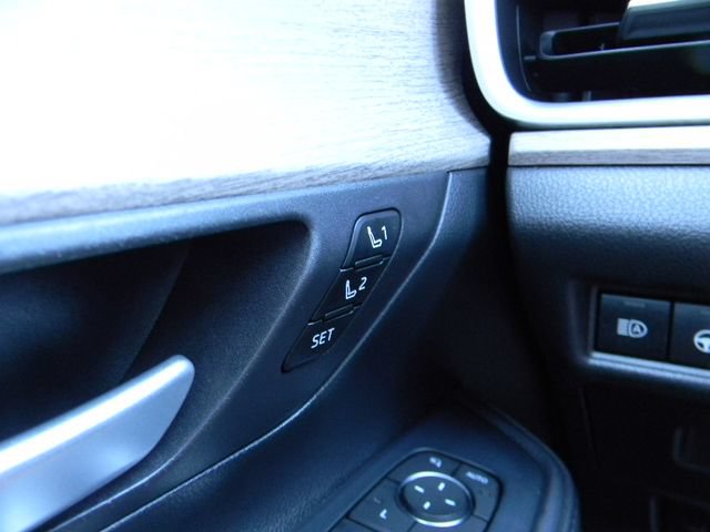 Used 2024 Toyota Grand Highlander AWD image 18