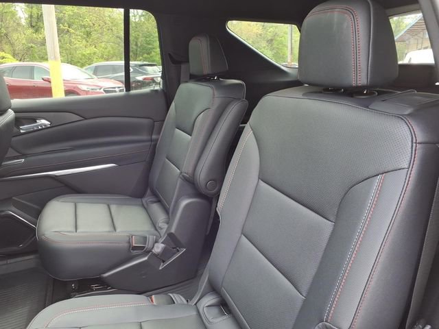 New 2026 Chevrolet Traverse Z71 w/ Enhanced Driving Package AWD/4WD image 24