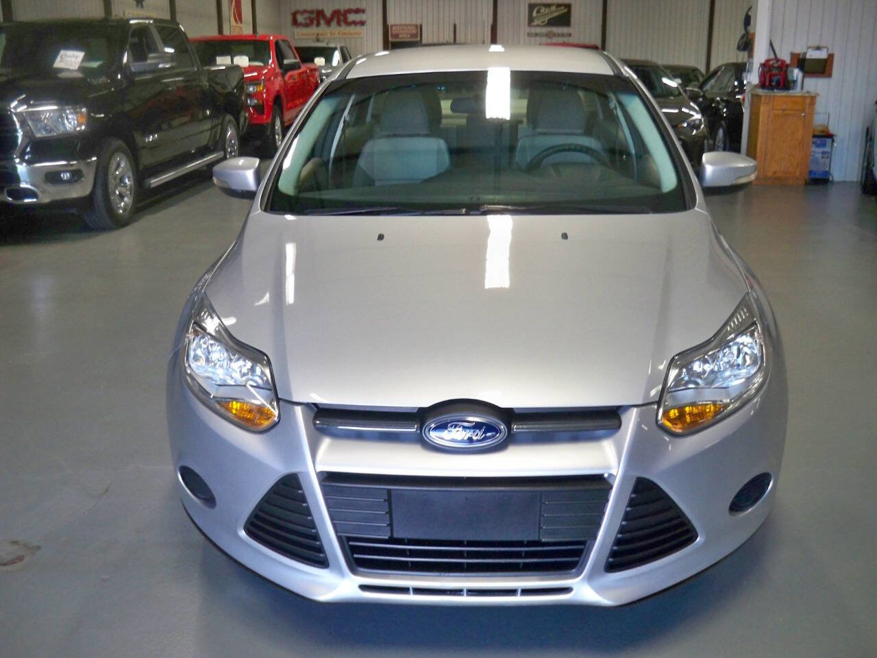 Used 2014 Ford Focus SE image 2