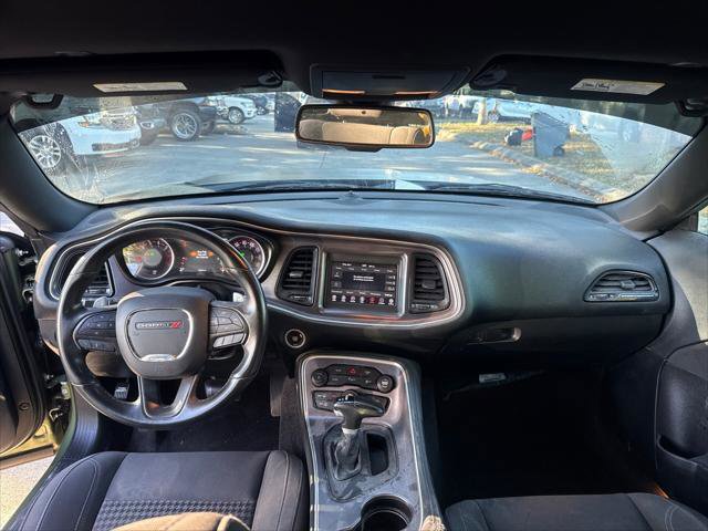 Used 2018 Dodge Challenger R/T w/ Performance Handling Group image 19