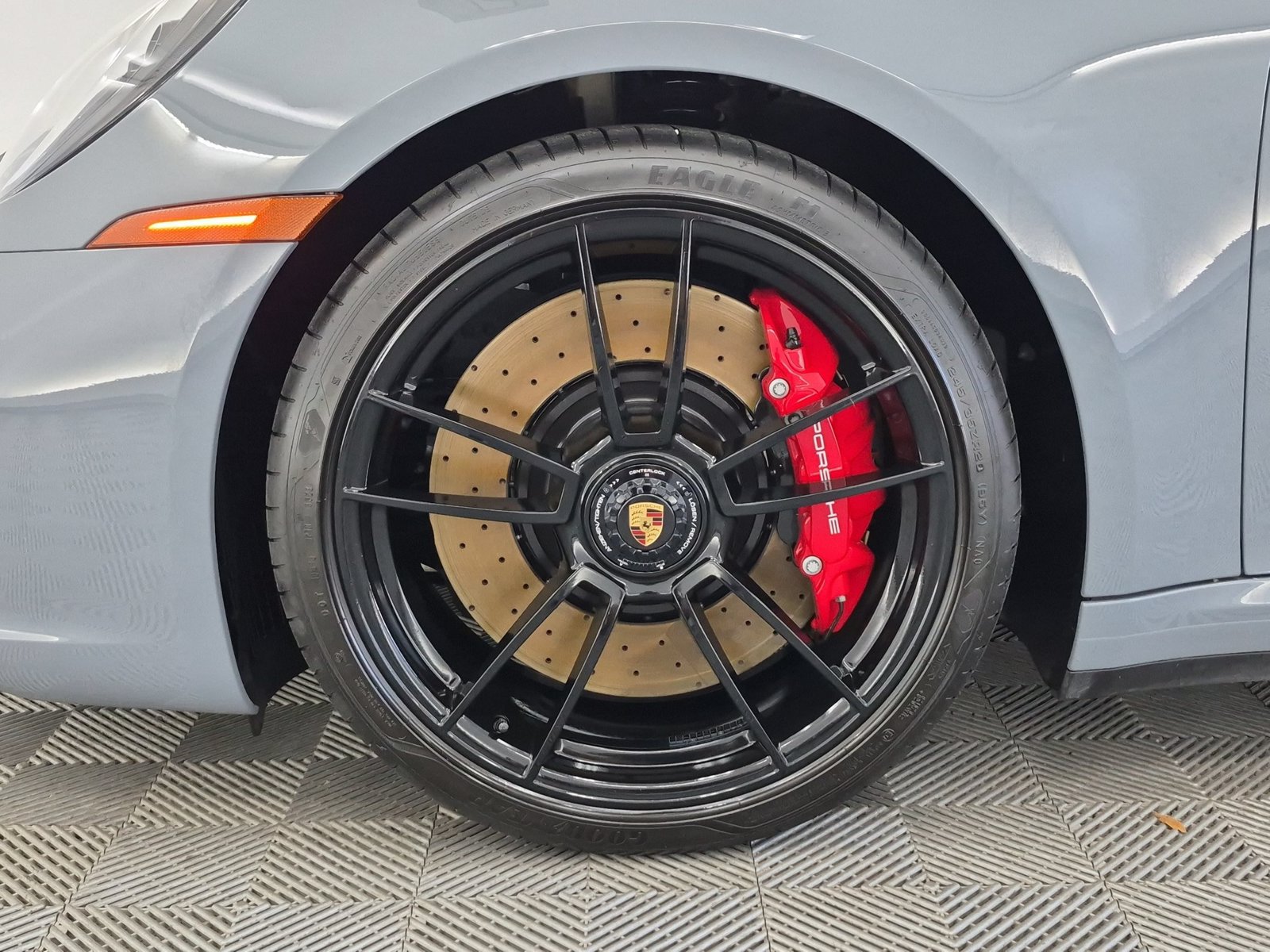 Certified 2024 Porsche 911 Targa 4 GTS AWD/4WD image 25