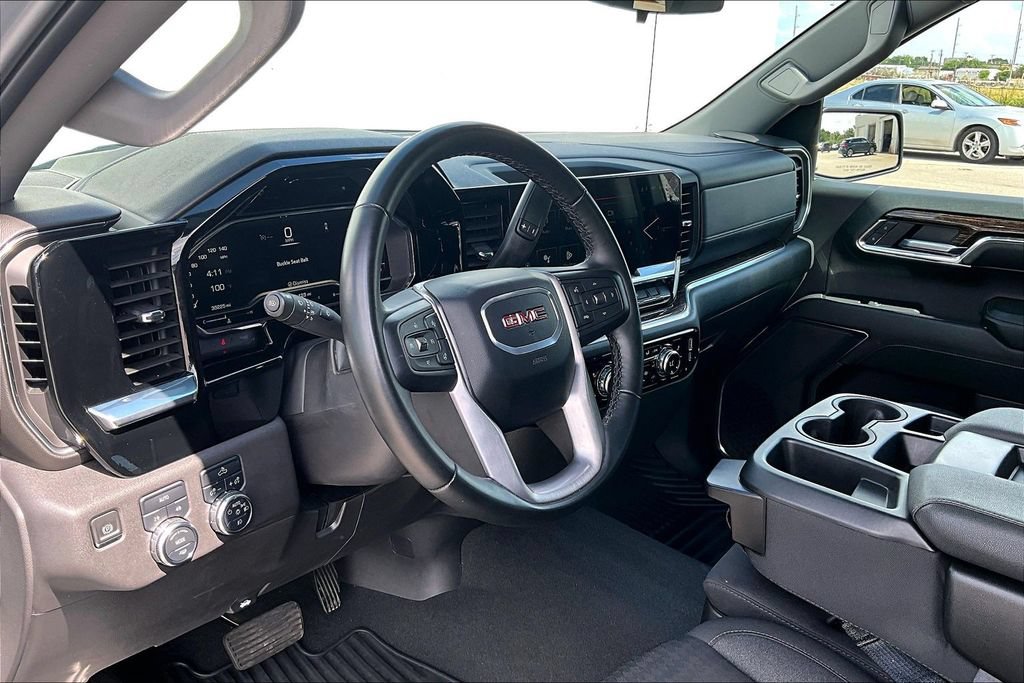 Used 2024 GMC Sierra 1500 Elevation AWD/4WD image 16