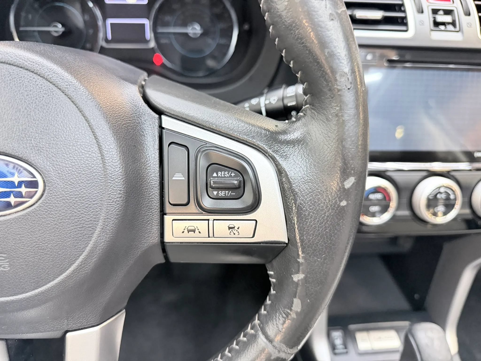 Used 2017 Subaru Forester 2.5i Limited AWD/4WD image 19
