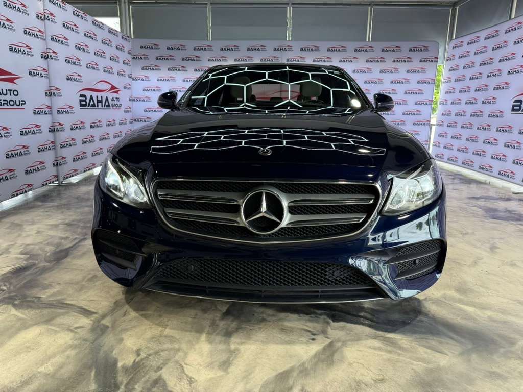 Used 2019 Mercedes-Benz E 450 4MATIC Sedan w/ Premium Package image 3