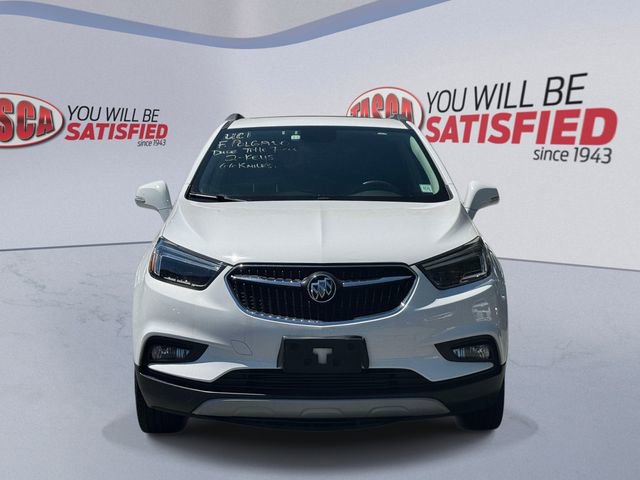 Used 2020 Buick Encore Essence w/ Experience Buick Package AWD/4WD image 2