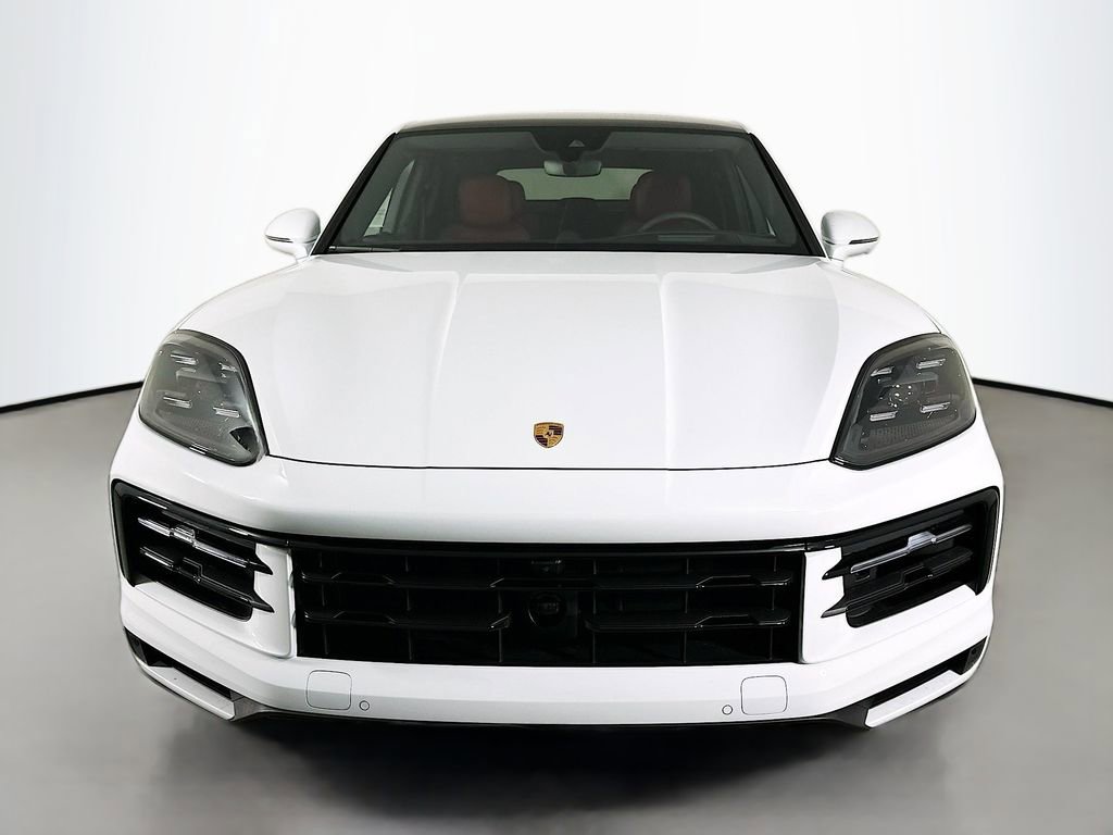 Used 2026 Porsche Cayenne Coupe image 6