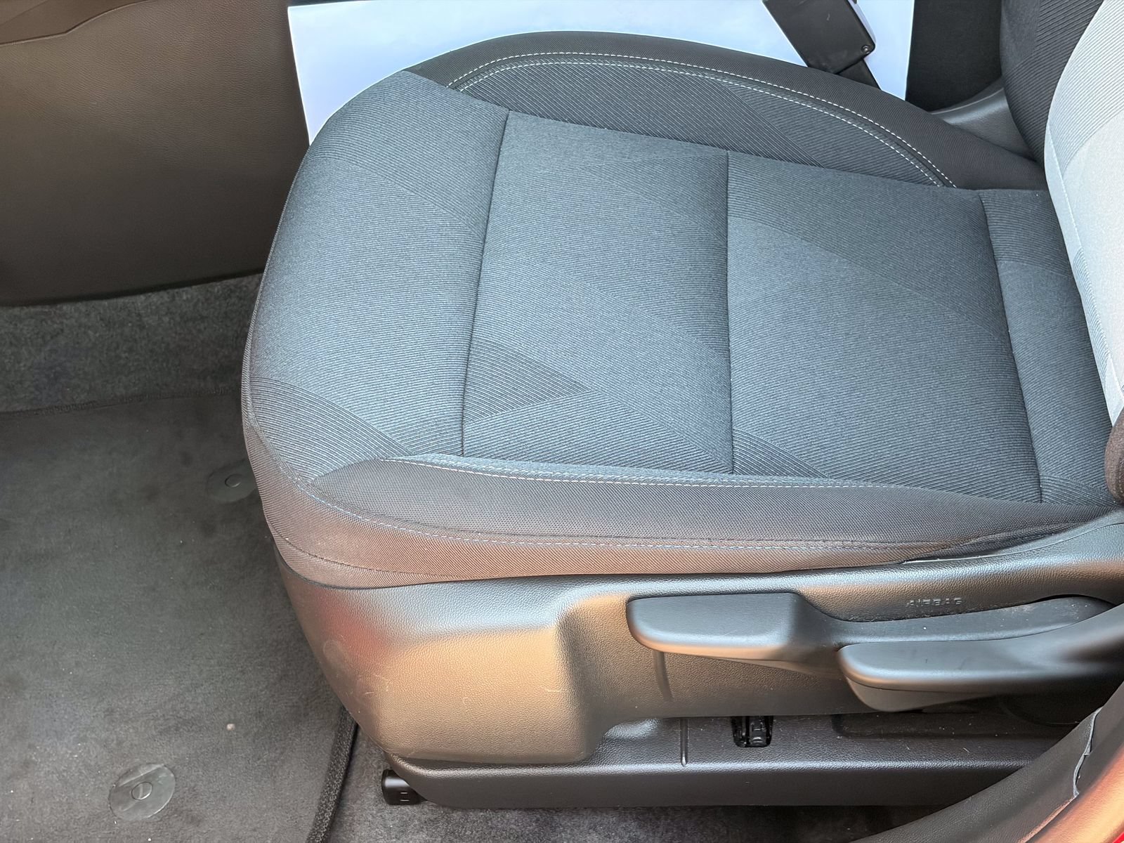 Used 2026 Chevrolet Trax LS FWD image 17