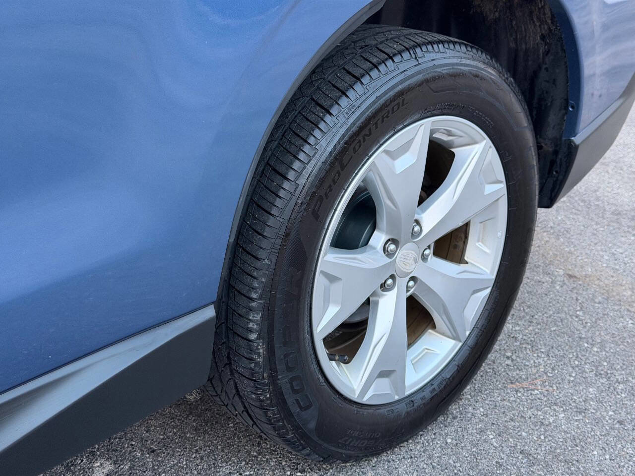 Used 2015 Subaru Forester 2.5i Premium image 10