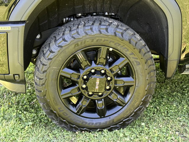 New 2026 GMC Sierra 2500 AT4 w/ AT4 Premium Plus Package AWD/4WD image 19