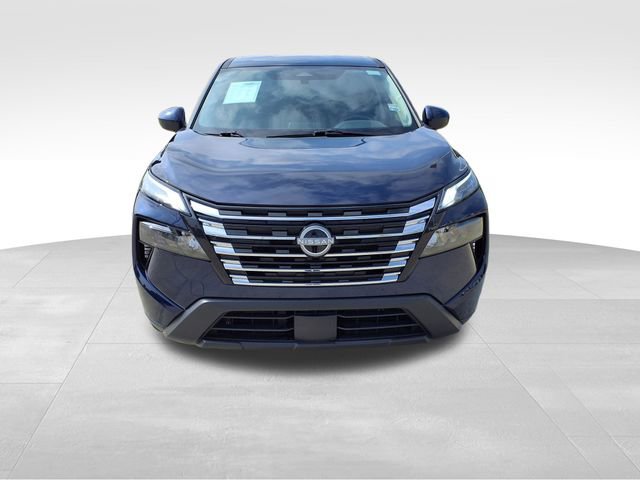 Used 2025 Nissan Rogue SV FWD image 2
