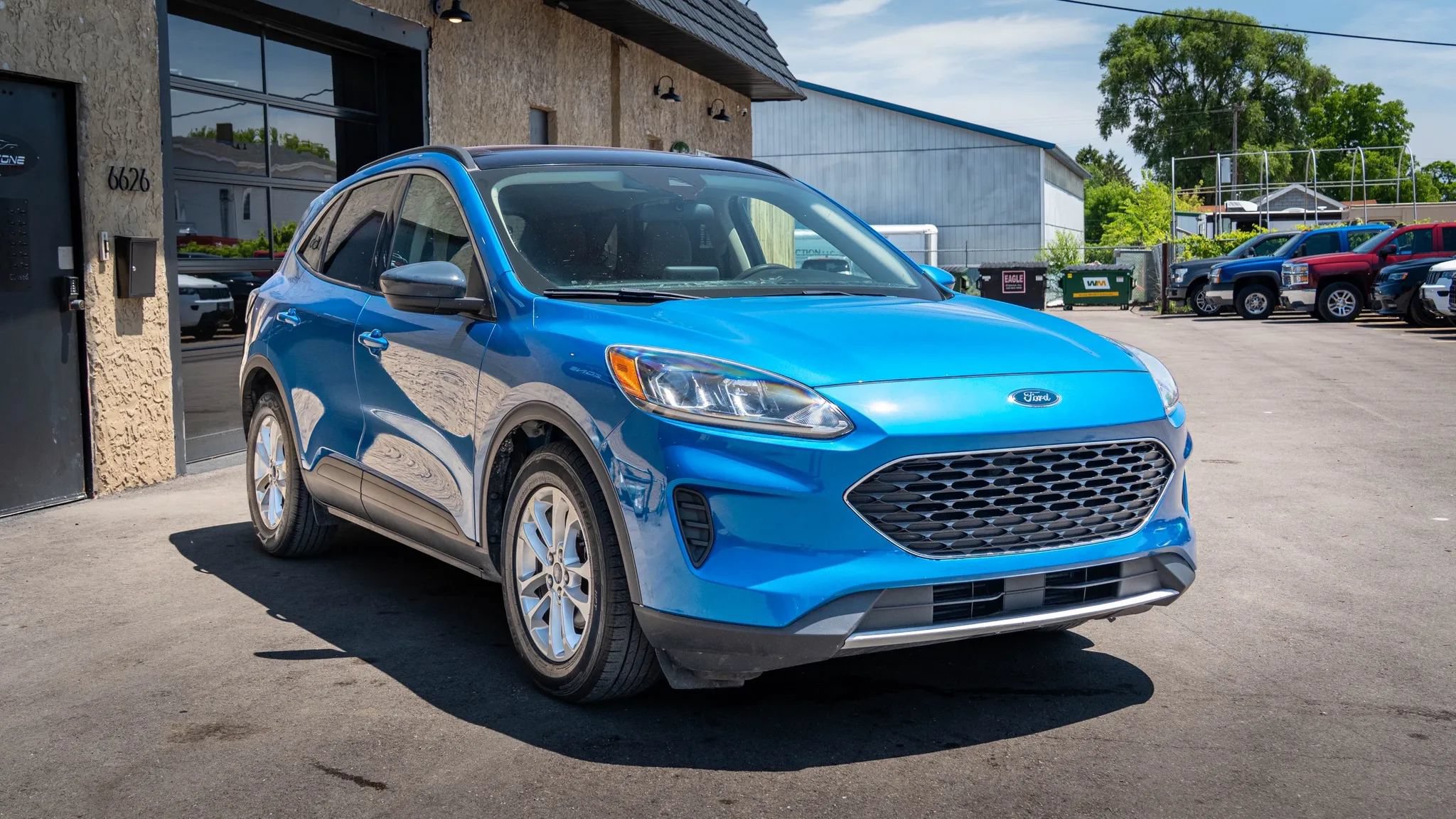 Used 2020 Ford Escape SE FWD image 4