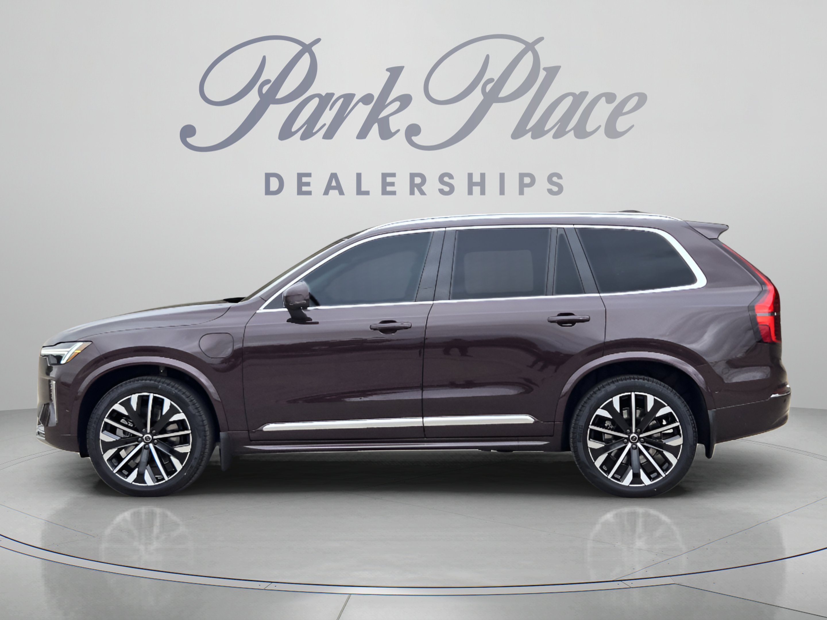 New 2026 Volvo XC90 T8 Ultra w/ Protection Package Premier AWD/4WD image 2