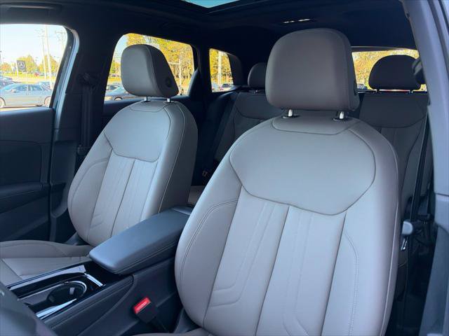 New 2026 Audi Q3 quattro 2.0T AWD/4WD image 9