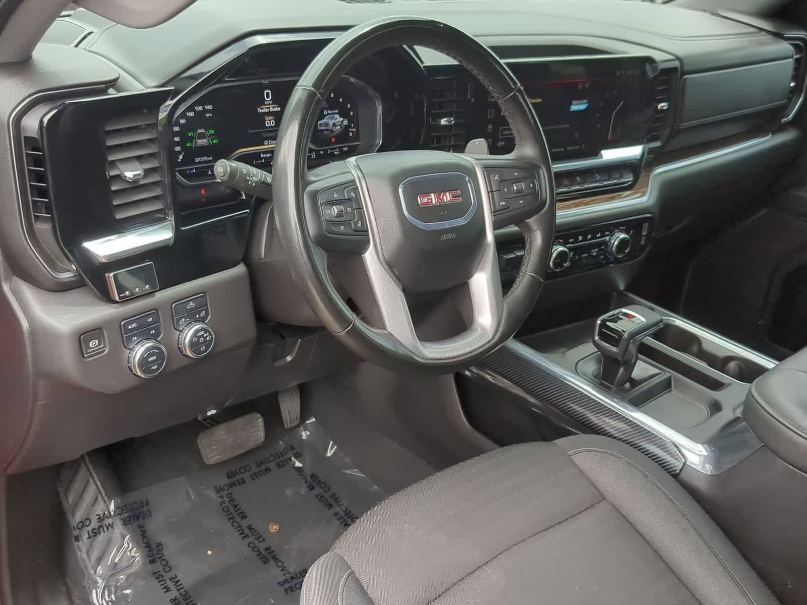 Used 2024 GMC Sierra 1500 Elevation w/ X31 Off-Road Package AWD/4WD image 10