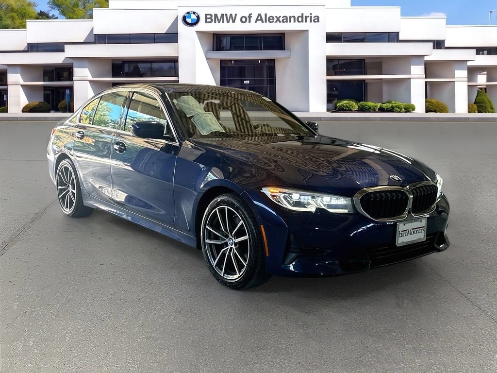 Used 2020 BMW 330i xDrive Sedan w/ Executive Package AWD/4WD image 3
