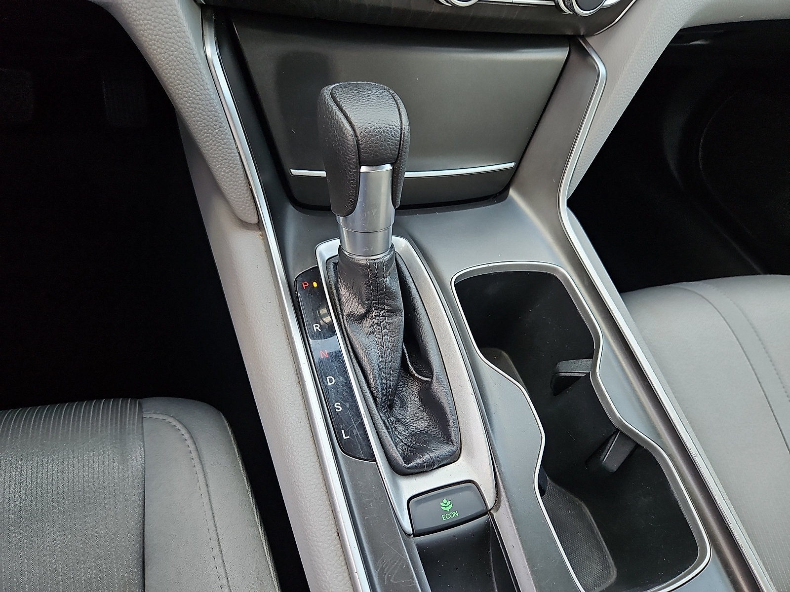 Used 2019 Honda Accord EX image 16