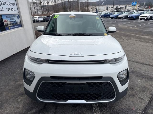 Certified 2022 Kia Soul S image 7