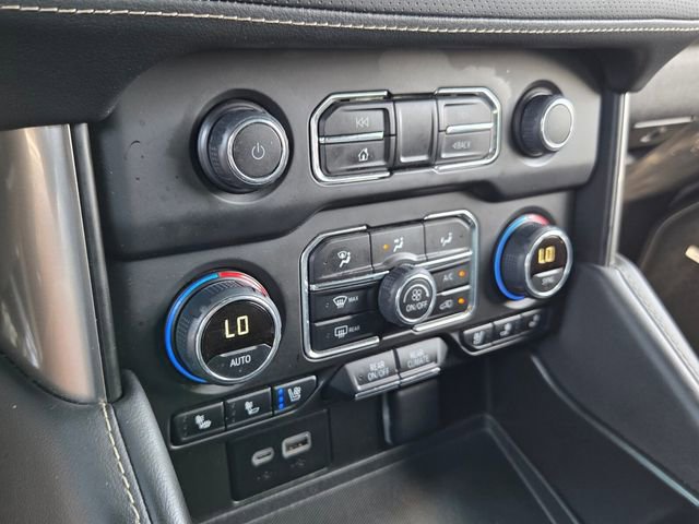 Used 2024 Chevrolet Tahoe Premier RWD image 22