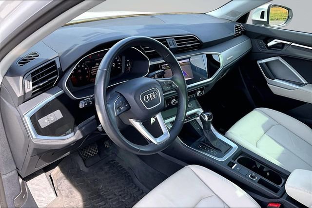 Used 2023 Audi Q3 2.0T Premium image 17