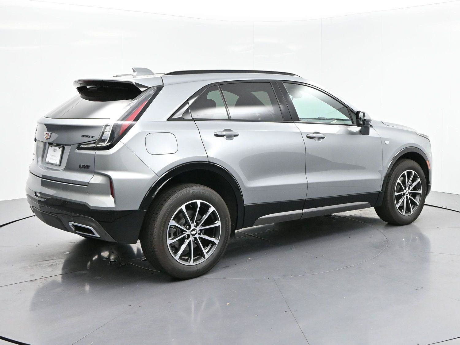 Certified 2024 Cadillac XT4 Sport w/ Cold Weather Package AWD/4WD image 7