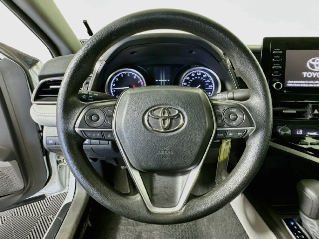Certified 2022 Toyota Camry LE FWD image 13