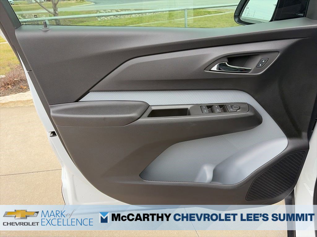 New 2027 Chevrolet Bolt RS FWD image 46