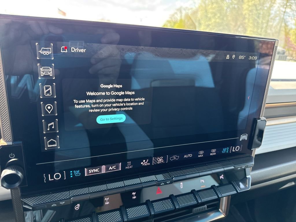 Used 2024 GMC Hummer EV 3X w/ Omega Edition image 30