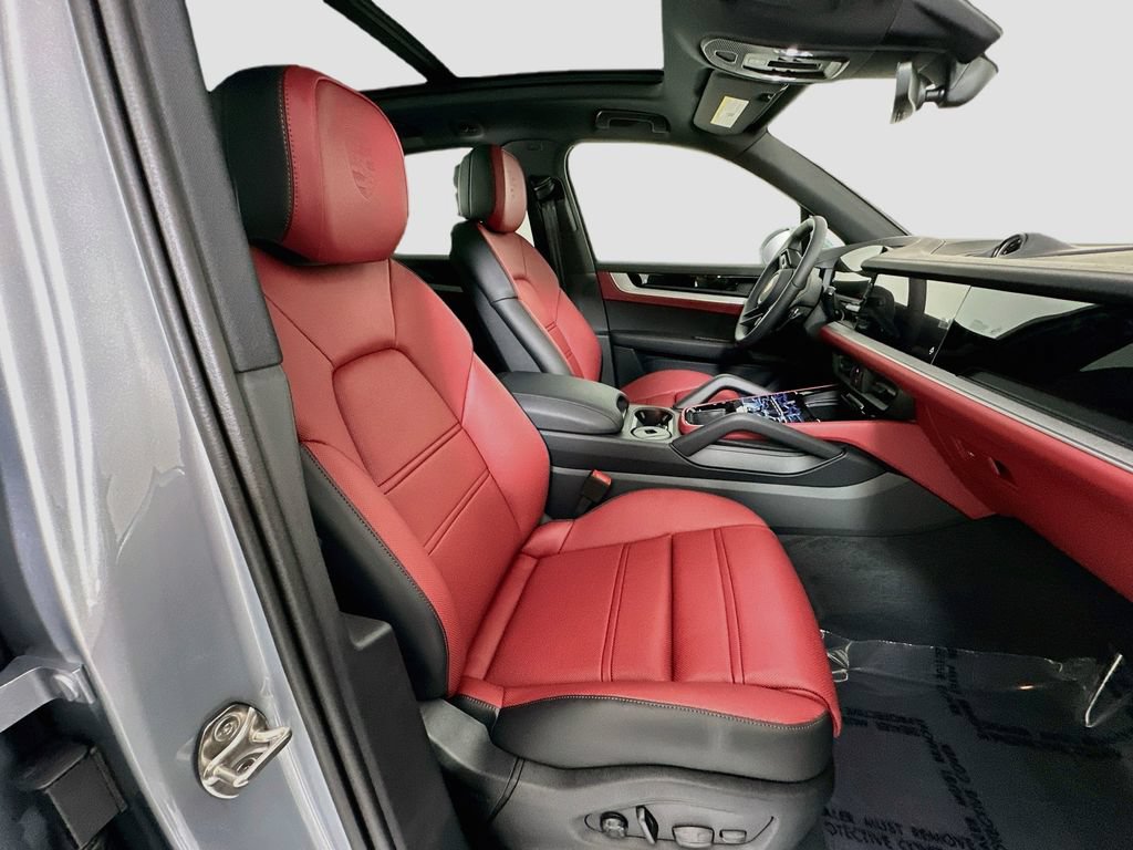 New 2026 Porsche Cayenne S AWD/4WD image 30
