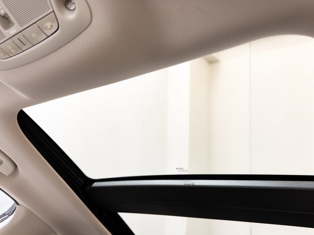 Used 2018 Nissan Murano SV w/ Premium Package FWD image 27