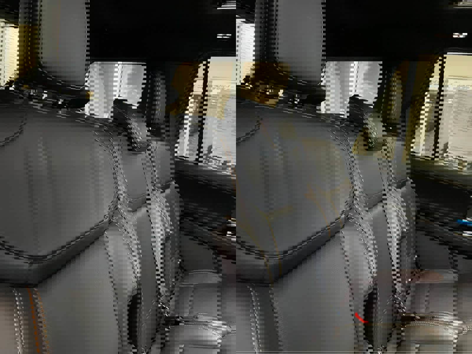 Used 2025 Ford Expedition Tremor AWD/4WD image 44