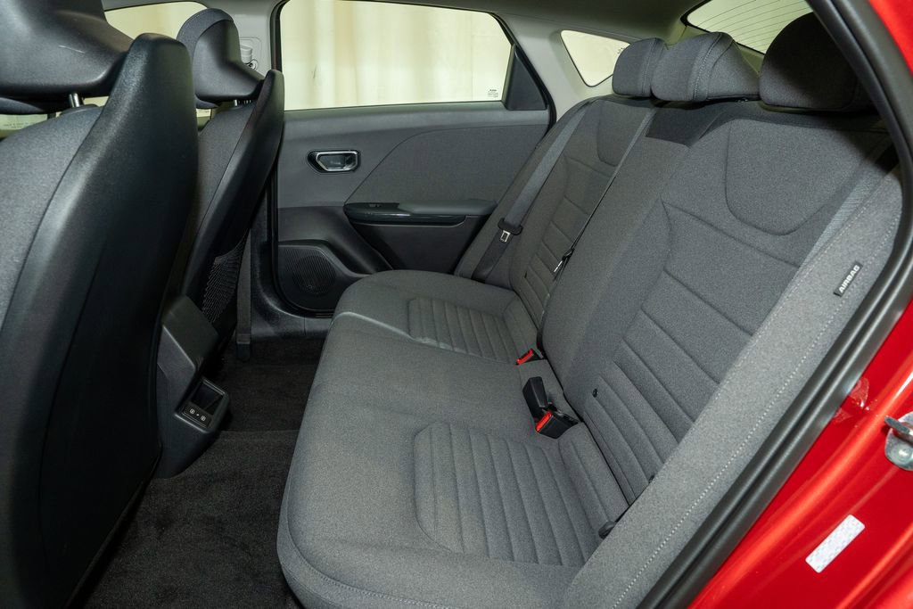New 2025 Kia K4 EX image 9