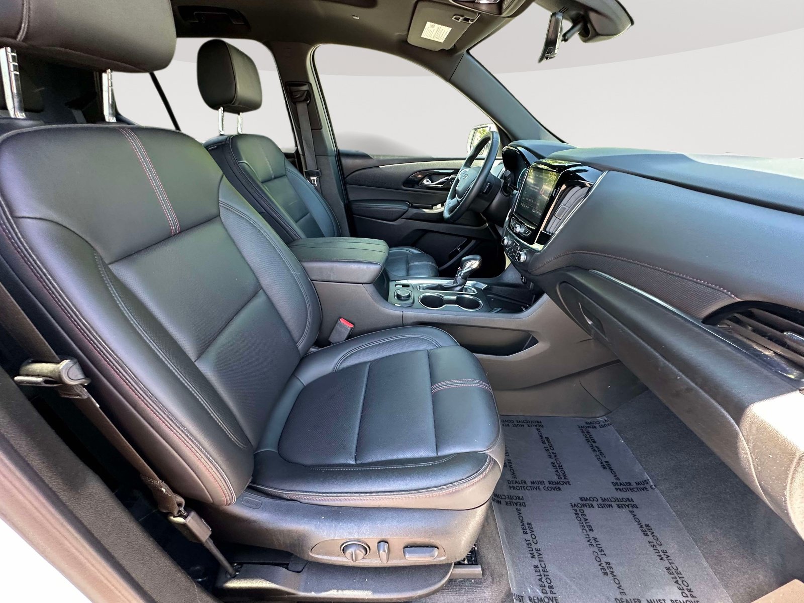 Used 2023 Chevrolet Traverse RS AWD/4WD image 29