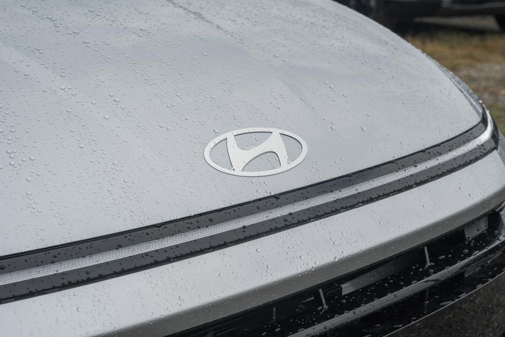 New 2026 Hyundai Sonata SEL FWD image 9